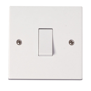 Click Polar 1 Gang 10A Intermediate Switch